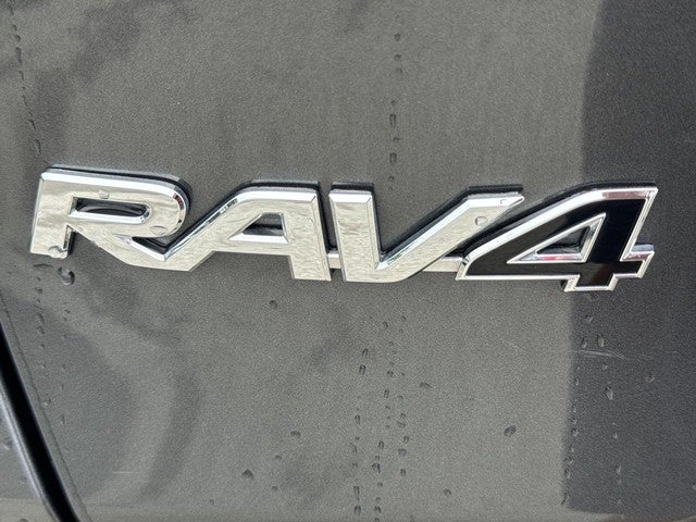 2025 Toyota RAV4 Hybrid LE AWD (Natl)