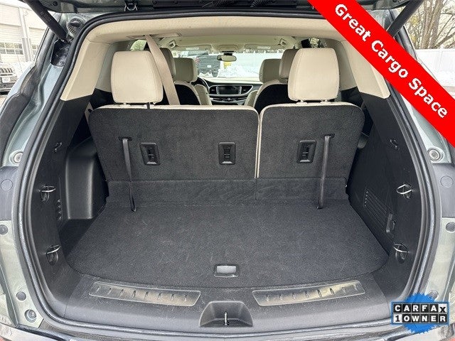 2022 Buick Enclave FWD 4dr Essence