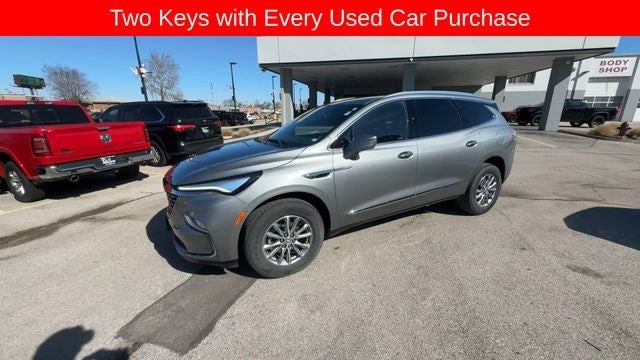 2024 Buick Enclave FWD 4dr Essence