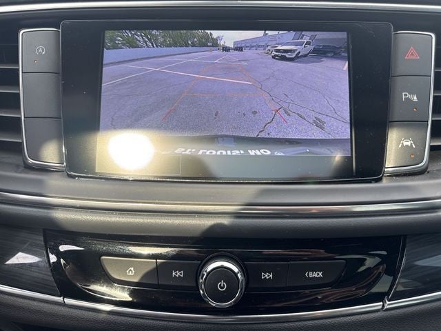 2023 Buick Enclave FWD 4dr Essence