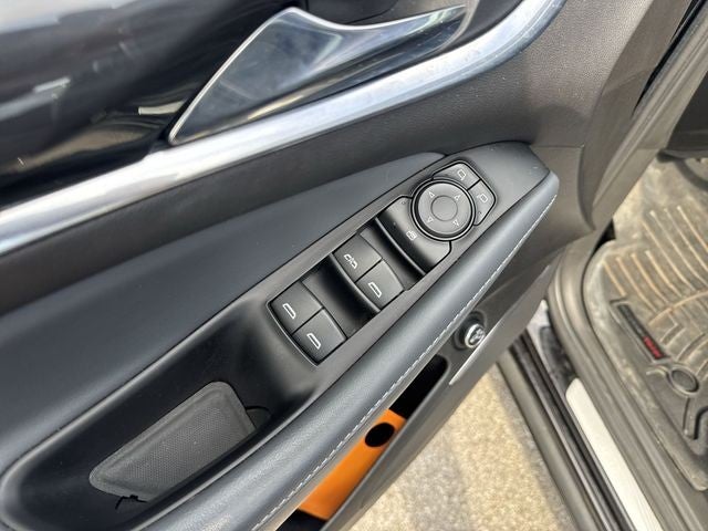 2023 Buick Enclave FWD 4dr Essence