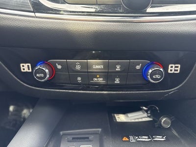 2023 Buick Enclave FWD 4dr Essence