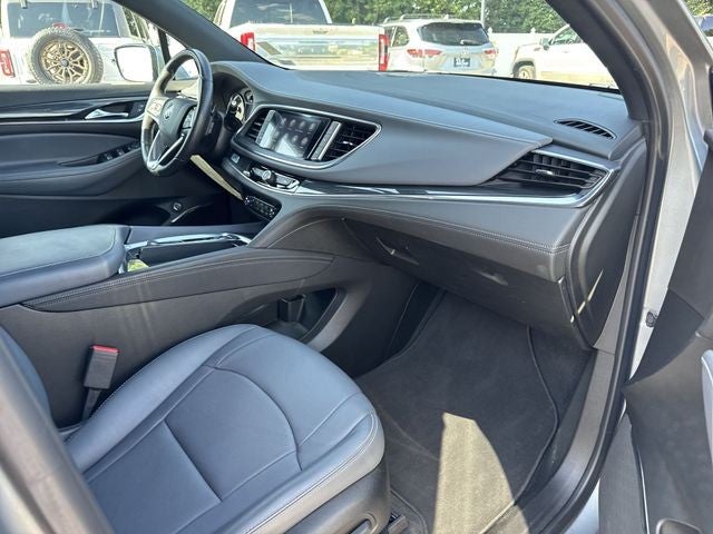 2024 Buick Enclave FWD 4dr Essence