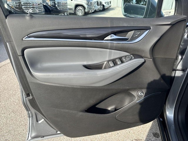 2018 Buick Enclave FWD 4dr Essence