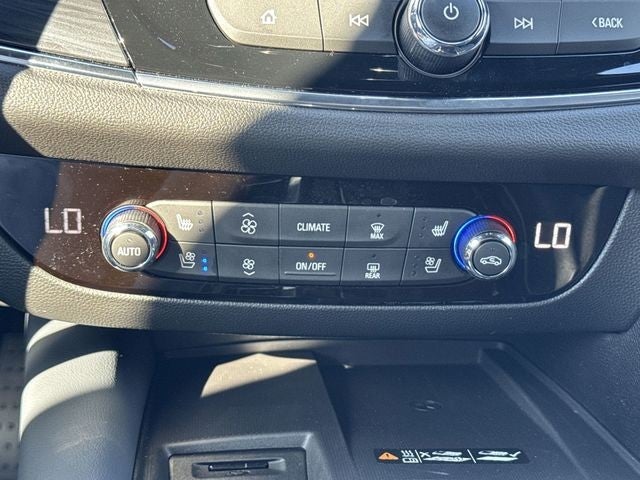 2023 Buick Enclave FWD 4dr Premium