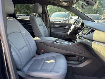 2023 Buick Enclave FWD 4dr Premium
