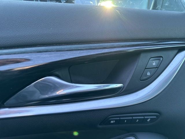 2019 Buick Enclave FWD 4dr Avenir