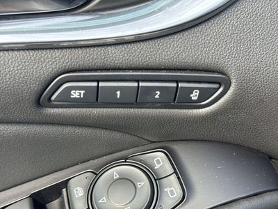 2020 Buick Enclave FWD 4dr Avenir