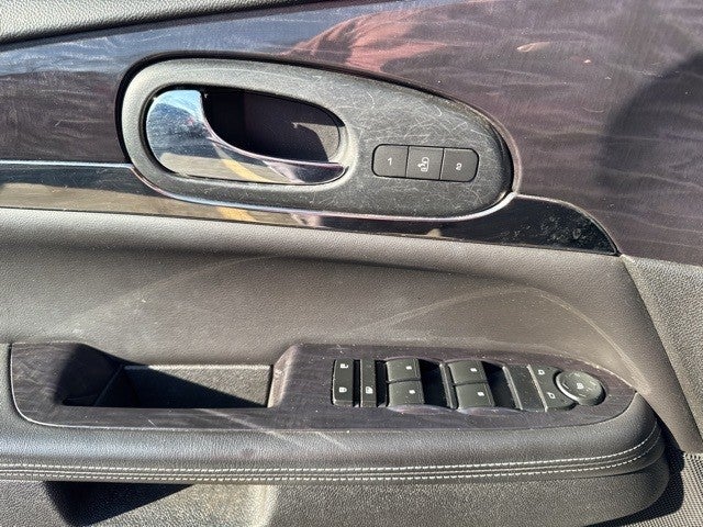 2017 Buick Enclave FWD 4dr Leather