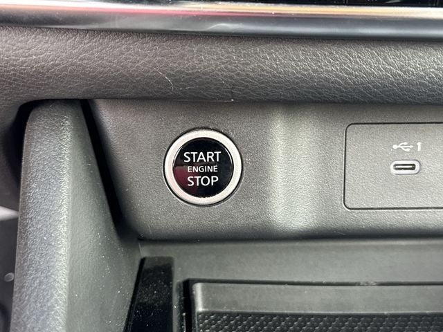 2021 Nissan Rogue FWD SV