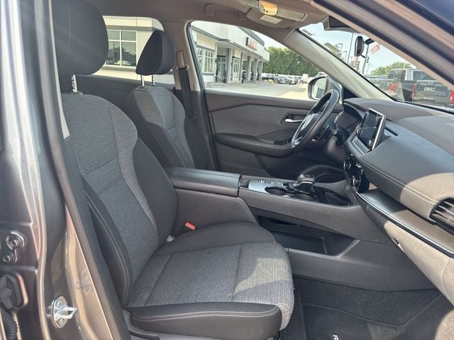 2021 Nissan Rogue FWD SV