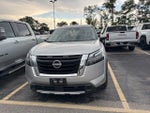 2025 Nissan Pathfinder SL 2WD