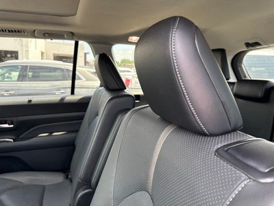 2024 Toyota Grand Highlander XLE AWD (Natl)