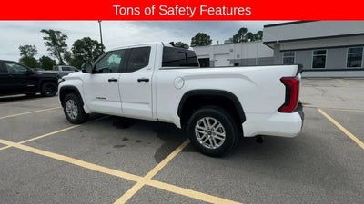 2022 Toyota Tundra 2WD SR5 Double Cab 6.5' Bed (Natl)