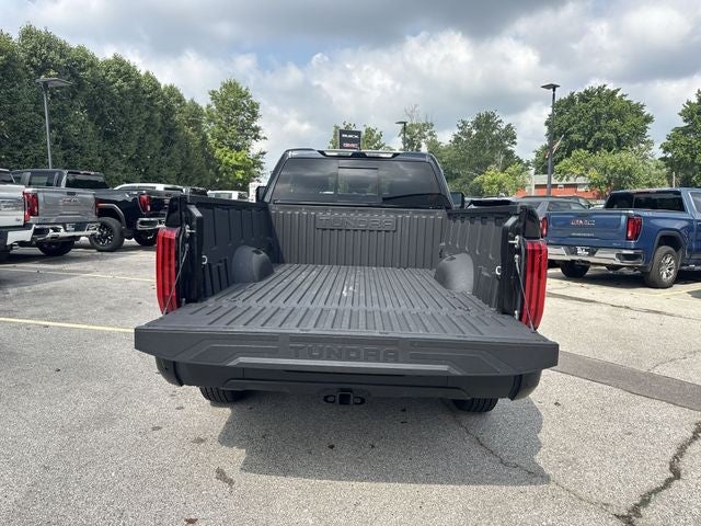 2023 Toyota Tundra 4WD SR5 Double Cab 6.5' Bed (Natl)