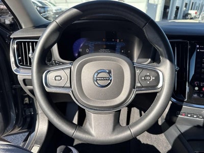 2024 Volvo S60 B5 FWD Core Dark Theme