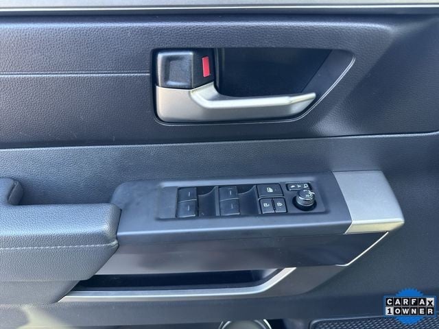 2025 Toyota Sequoia SR5 4WD (Natl)