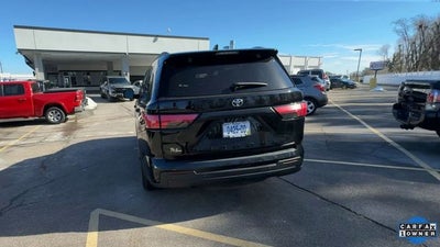 2025 Toyota Sequoia SR5 4WD (Natl)