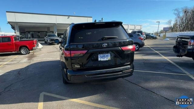 2025 Toyota Sequoia SR5 4WD (Natl)