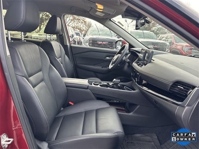 2024 Nissan Rogue AWD SL