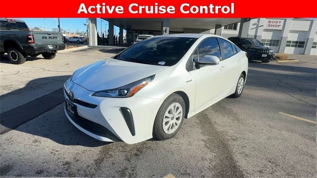 2022 Toyota Prius L Eco (Natl)