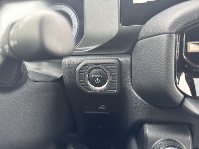 2025 Toyota Land Cruiser 4WD (Natl)