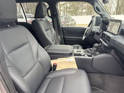 2025 Toyota Land Cruiser 4WD (Natl)