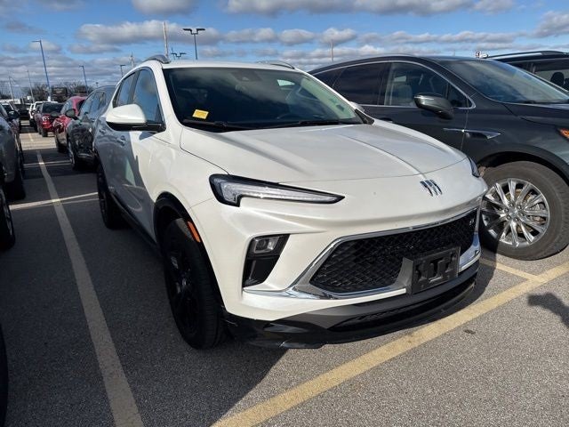 2024 Buick Encore GX FWD 4dr Sport Touring