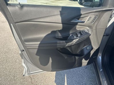 2024 Buick Encore GX AWD 4dr Avenir
