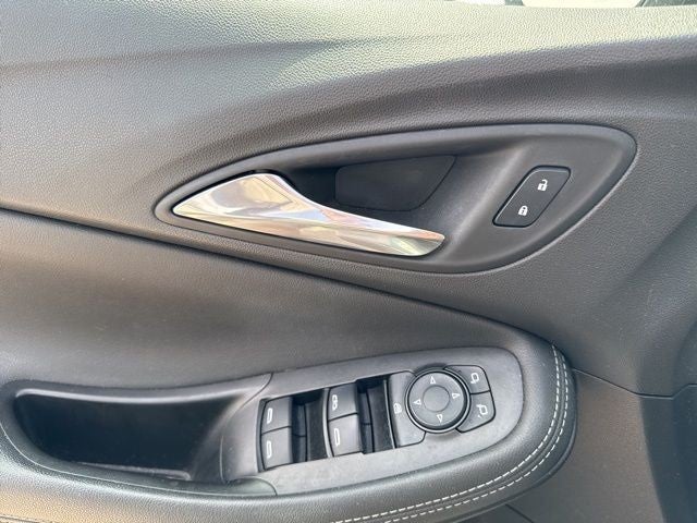 2023 Buick Encore GX FWD 4dr Select