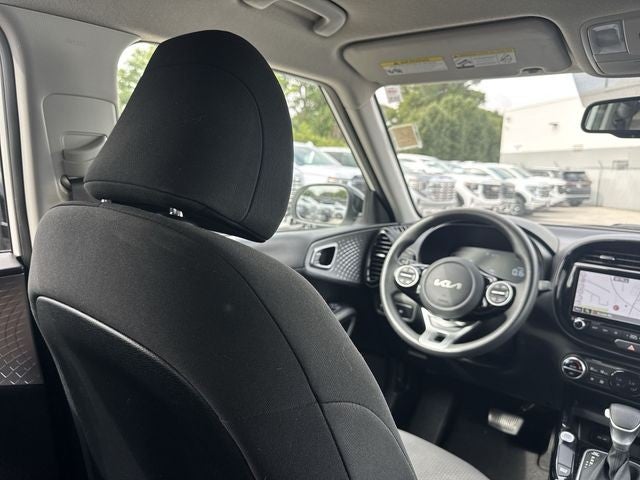 2023 Kia Soul S IVT