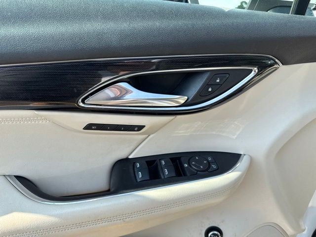 2022 Buick Envision FWD 4dr Essence