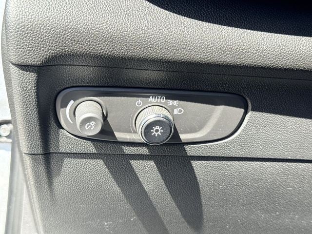 2023 Buick Envision AWD 4dr Essence