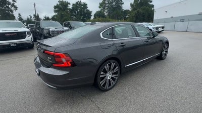 2025 Volvo S90 B6 AWD Plus