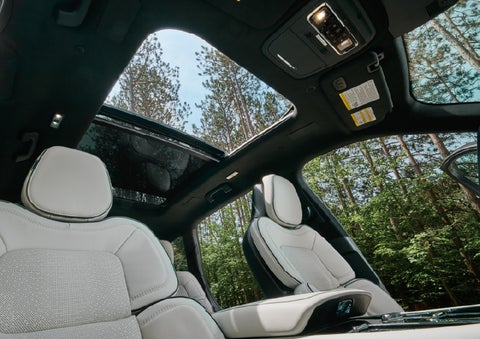 The front seats of a 2027 Lincoln Aviator® Black Label™ SUV | Dave Sinclair Lincoln in Ballwin MO
