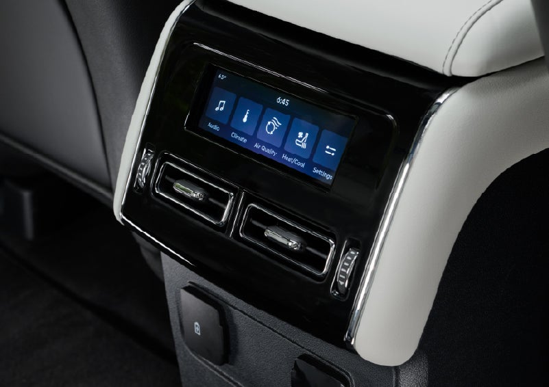 The second row touch screen displays audio and temperature control settings. | Dave Sinclair Lincoln in Ballwin MO